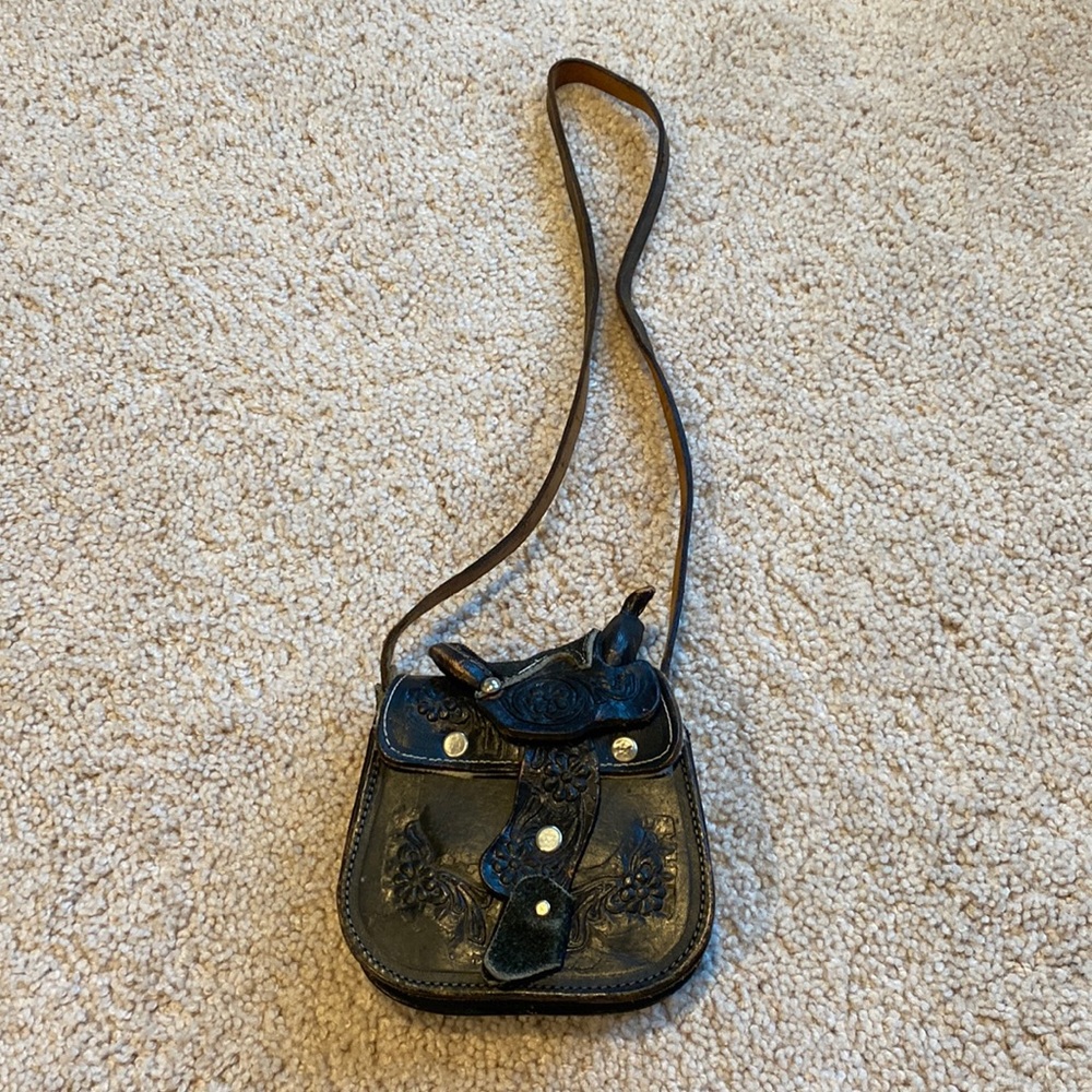 Saddle Leather Crossbody Shoulder Bag